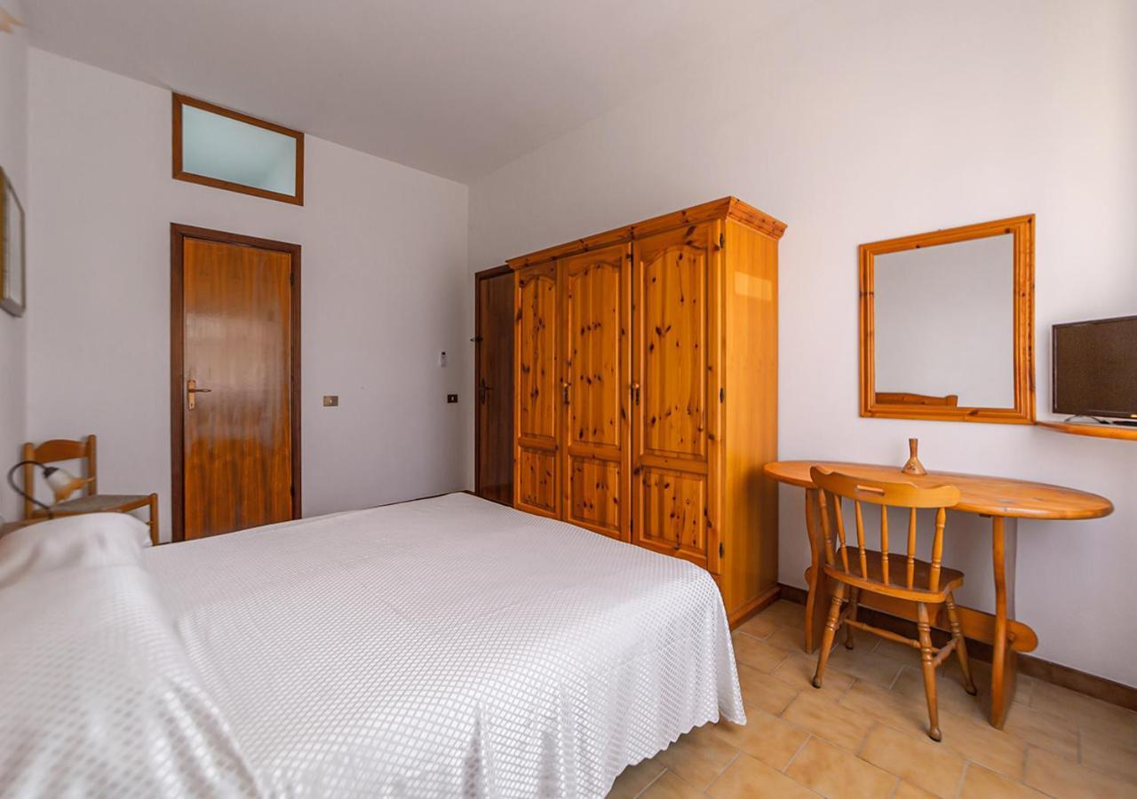 A Casa Di Gio - Murphy Holiday Home La Maddalena  Zewnętrze zdjęcie